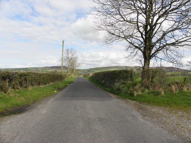 Ballykeel Road, Ballynatubbrit © Kenneth Allen Cc-by-sa 2.0 :: Geograph 