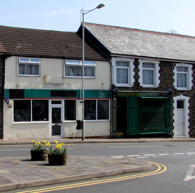 Vacant former Ynysybwl post office