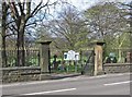 SK3968 : Hasland - Cemetery - middle gates by Dave Bevis