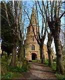 SP2872 : St Nicholas' Church, Kenilworth by Mat Fascione