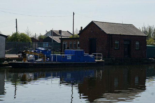 Canal and River Trust boat Shipley