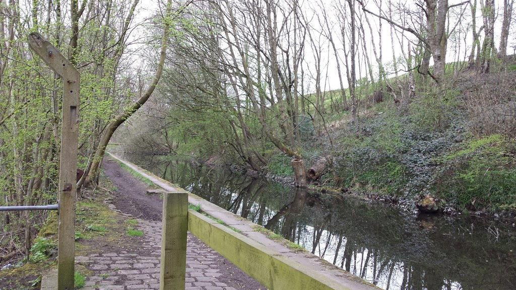 Manchester, Bolton and Bury Canal,... © Bradley Michael :: Geograph ...