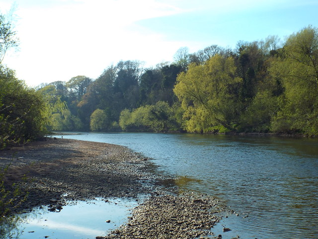 River Eden, Carlisle © Malc McDonald cc-by-sa/2.0 :: Geograph Britain and Ireland