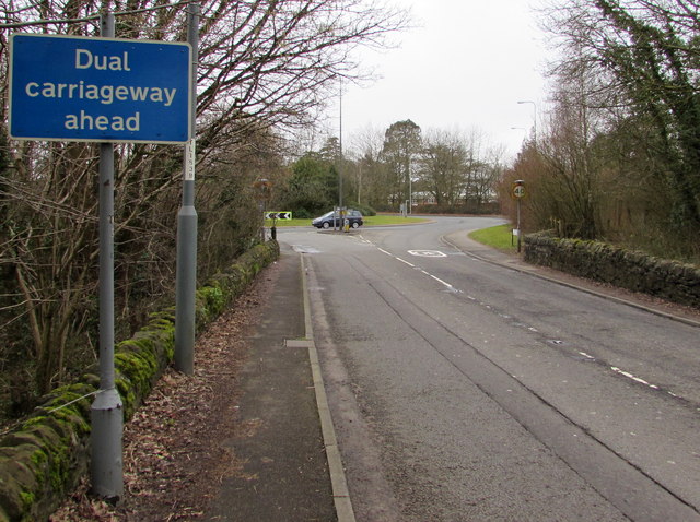 Dual carriageway ahead sign, Newport Road, Llantarnam