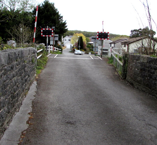 Road from river bridge to level crossing, Llandybie