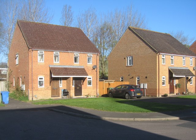 Houses in Burns Close
