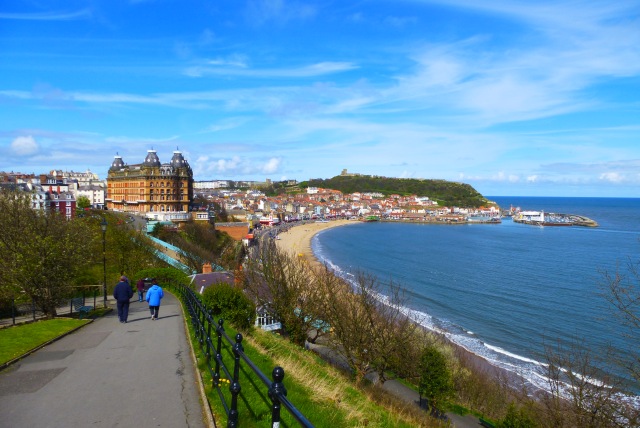 Scarborough South Bay © Ds Pugh Cc-by-sa 2.0 :: Geograph Britain And 