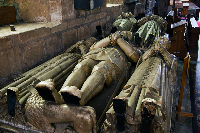 Church of St Mary and St Chad, Brewood - monument to Sir Thomas Giffard - detail (1)