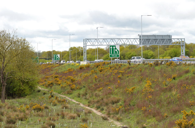 Land adjacent to M40 and A34
