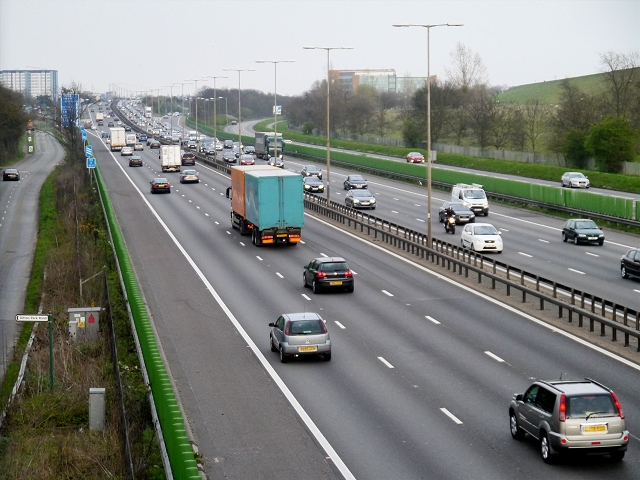 Eastbound M4 from the Footbridge at... © David Dixon :: Geograph ...