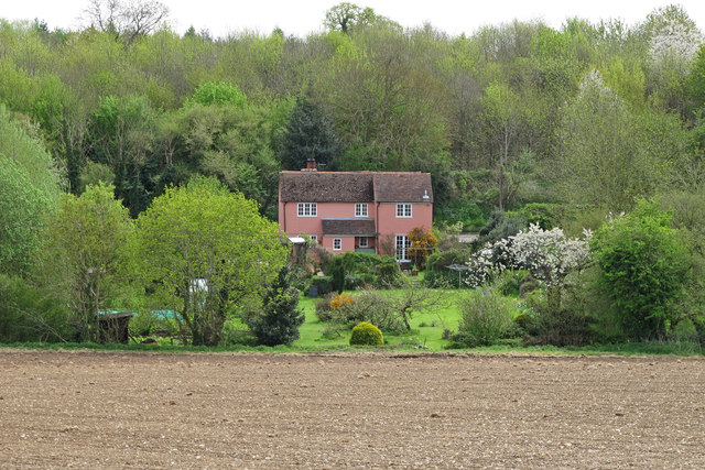 Looking to Stoke Road Cottage (listed building), Layham