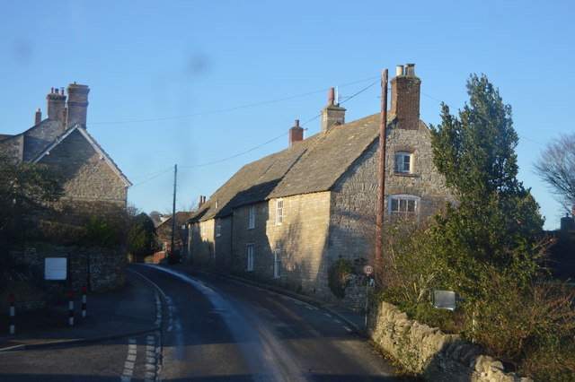 B3069, Langton Matravers © N Chadwick :: Geograph Britain and Ireland