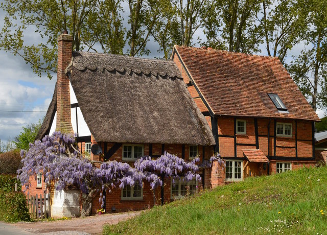 The Thatched Cottage, Sulham, Berkshire © Oswald Bertram :: Geograph ...