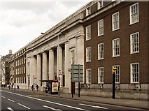 TQ2982 : Friends' Meeting House, Euston Road by Jim Osley