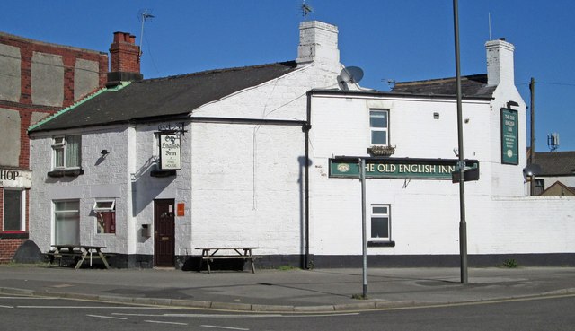 Clay Cross - The Old English Inn © Dave Bevis cc-by-sa/2.0 :: Geograph ...