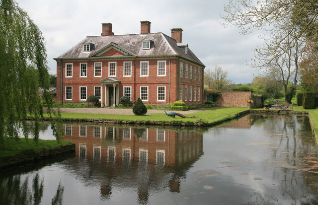 Court of Noke © Chris Allen cc-by-sa/2.0 :: Geograph Britain and Ireland