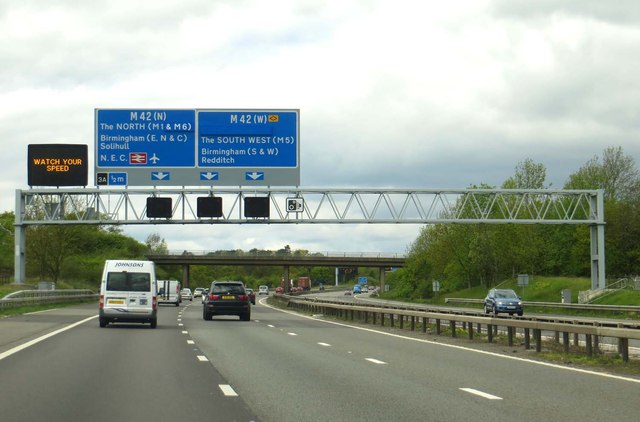 Sign gantry over the M40 © Steve Daniels :: Geograph Britain and Ireland