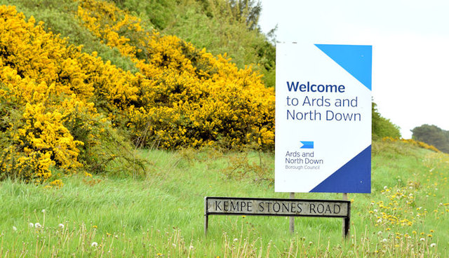 New Ards and North Down boundary sign near Dundonald (May 2015)