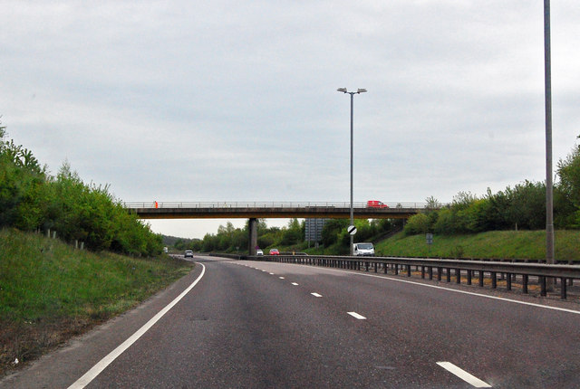 Road bridge, A120 eastbound © Julian P Guffogg cc-by-sa/2.0 :: Geograph ...