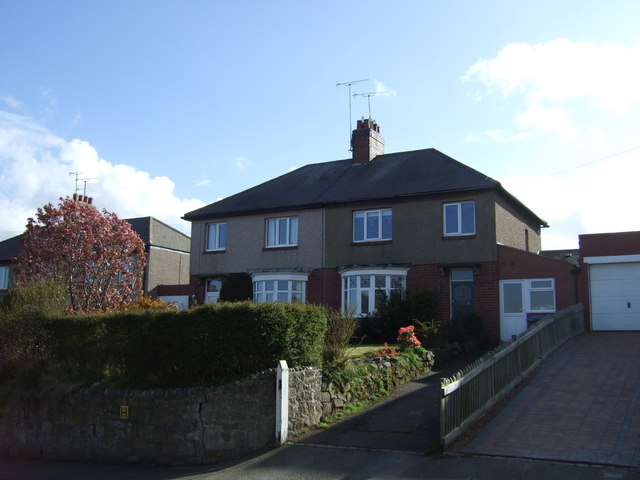Semi detached houses on Lesbury Road (A1068), Hipsburn