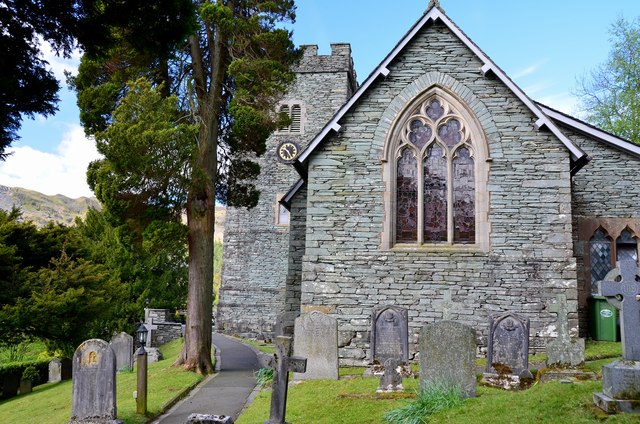 Grave of a historian, Chapel Stile