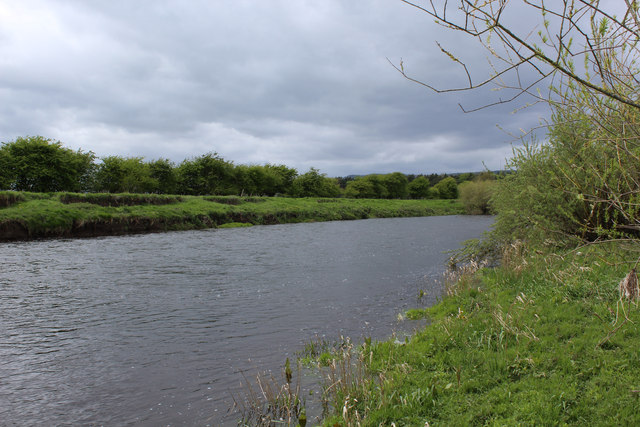 Meander on the River Ure © Chris Heaton cc-by-sa/2.0 :: Geograph ...