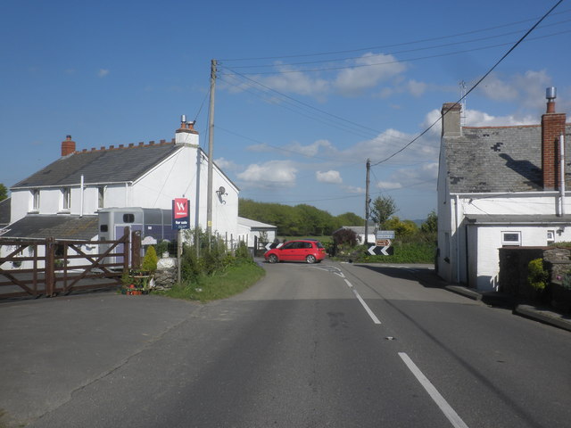 Berry Down Cross © Roger Cornfoot cc-by-sa/2.0 :: Geograph Britain and ...