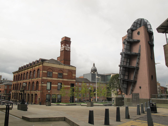 Contrasting structures, Leeds