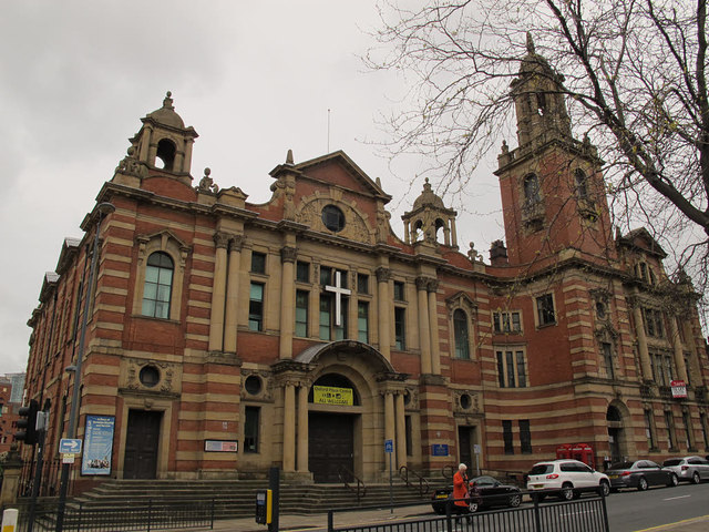 The Oxford Place Centre, Leeds © Stephen Craven :: Geograph Britain and ...