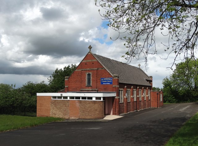 St Joseph's Catholic Church,... © Neil Theasby cc-by-sa/2.0 :: Geograph ...