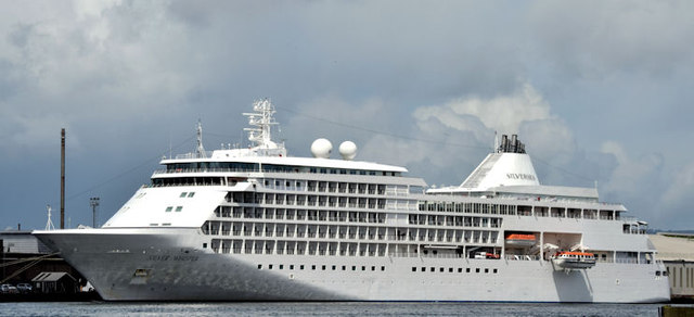 The "Silver Whisper", Belfast (May 2015)