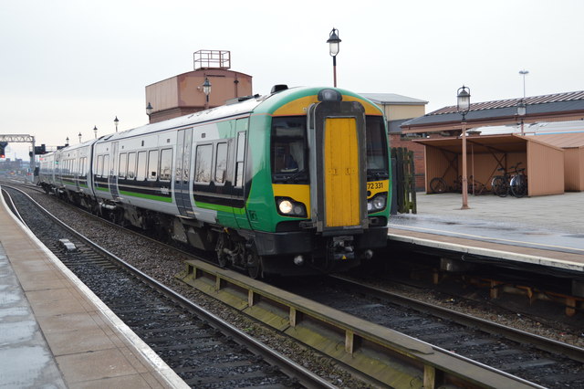 London Midland Train, Moor Street... © N Chadwick :: Geograph Britain ...