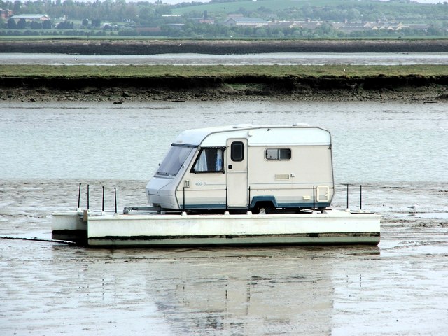 Caravan Yacht Hybrid, the Swale