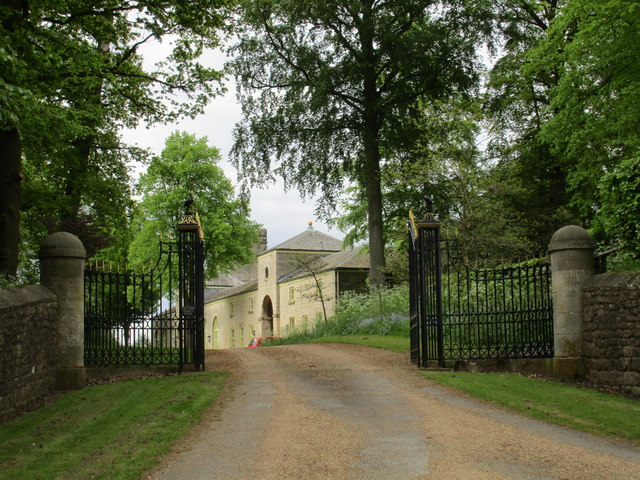 The entrance to Settrington House