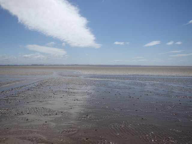 On Middleton Sands © Michael Graham Cc-by-sa 2.0 :: Geograph Britain 