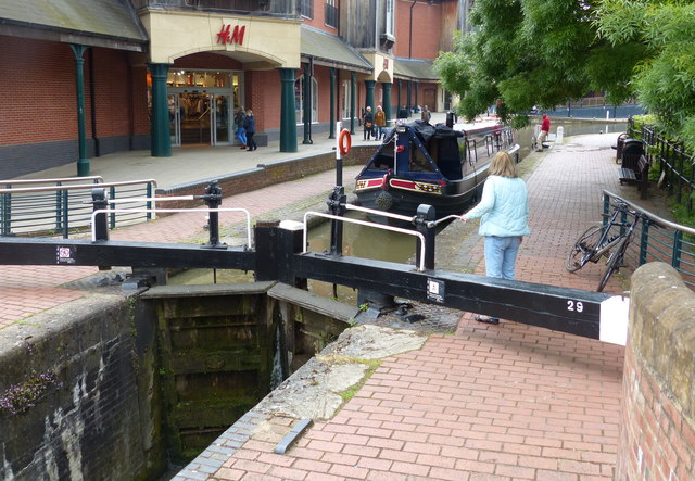 Banbury Lock No 29 © Mat Fascione cc-by-sa/2.0 :: Geograph Britain and ...