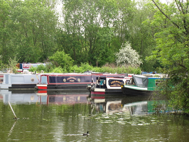 Narrowboats Constance Mary, Endeavour,... © David Hawgood cc-by-sa/2.0 ...