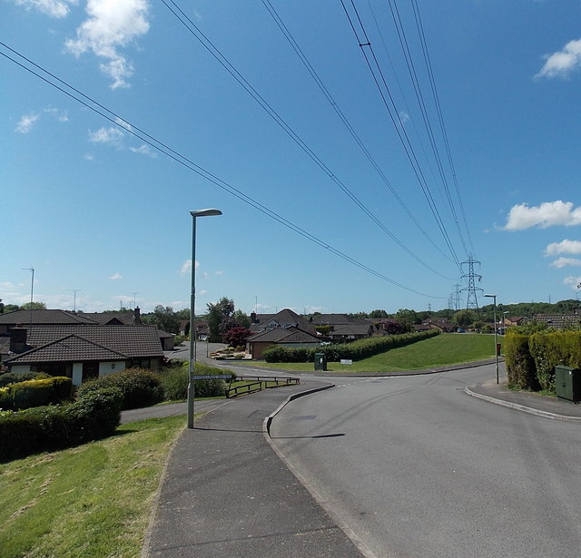 Wires over Ynysddu, Pontyclun