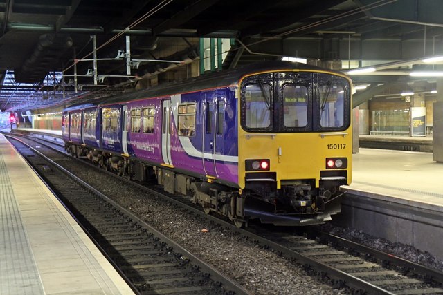 Northern Rail Class 150, 150117, platform 4, Manchester Victoria railway station