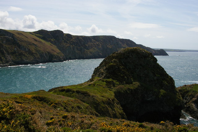 Dinas Mawr promontory and fort, with Pwll Deri beyond