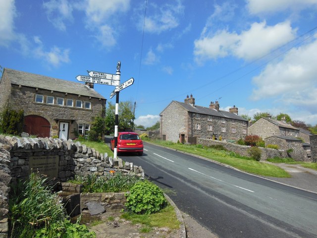 Newton, Forest in Bowland © Ian S cc-by-sa/2.0 :: Geograph Britain and ...