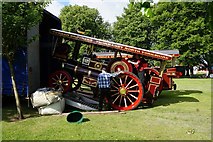 TA1230 : Unloading a steam engine in East Park, Hull by Ian S