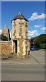 Lyddington - entrance to Church Lane from Main Street