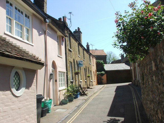 Three Kings Yard Sandwich C Chris Whippet Geograph Britain And Ireland