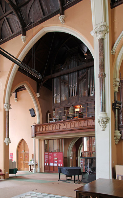 St Michael, Chester Square - Organ loft © John Salmon :: Geograph ...