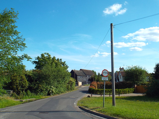 Woodgreen Road, Upshire