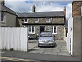 Seahares, Seahouses