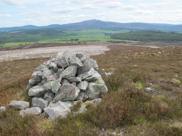 Cairn on the Eastern Shoulder of Roy's Hill