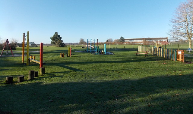 Children's play area, Tisbury © Jaggery :: Geograph Britain and Ireland