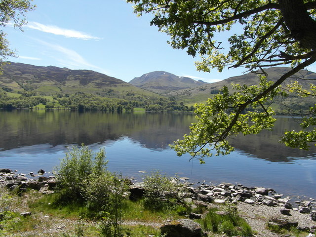 Loch Earn © sylvia duckworth cc-by-sa/2.0 :: Geograph Britain and Ireland